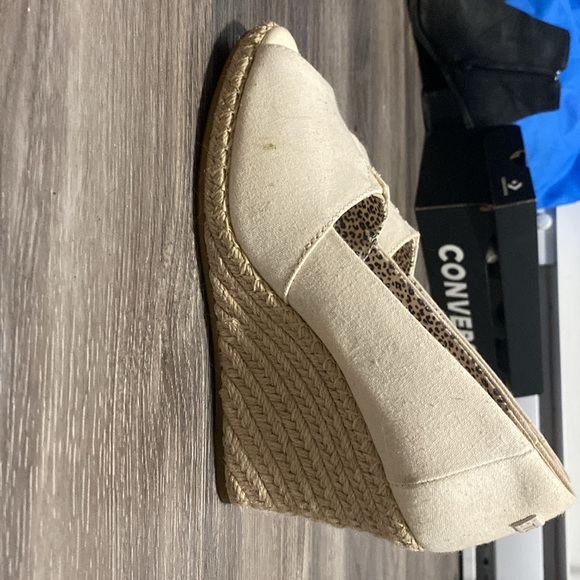 Toms heels - Picture 3 of 3